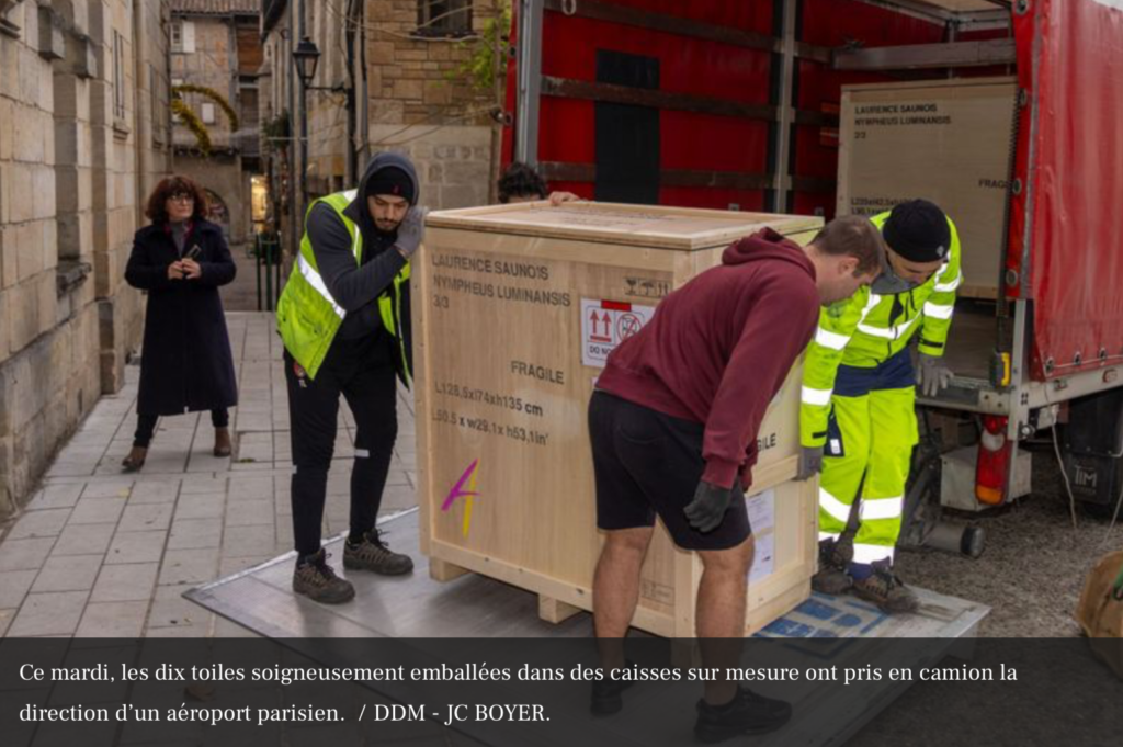 Laurence Saunois surveillant le chargement des caisses prêtes à partir pour les Etats-Unis