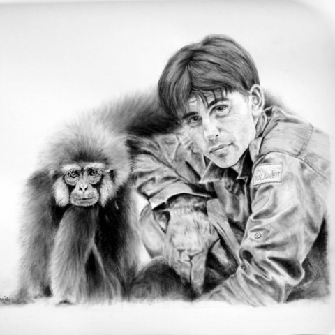  Charcoal drawing of Chanee and a gibbon – wildlife artist Laurence Saunois